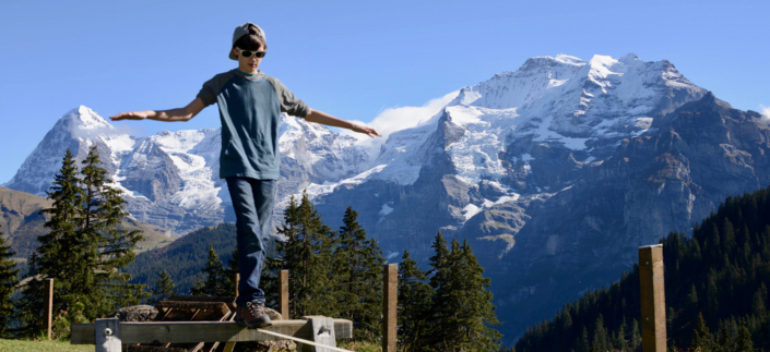Slack lining in Alps, what is worldschooling? world schooling